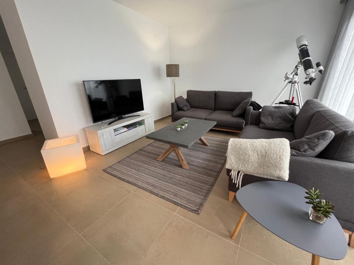 Penthouse With Stunning View And Rooftop Terrace 마닐바 외부 사진